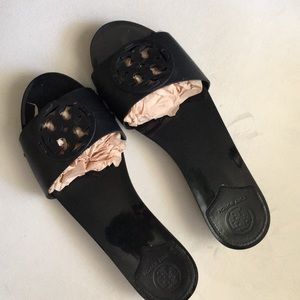 Tory Burch Sandals 💕